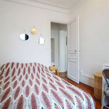 Apartment Nice And Spacious In The Batignolles