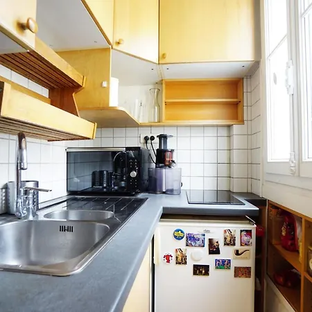 Nice And Spacious In The Batignolles